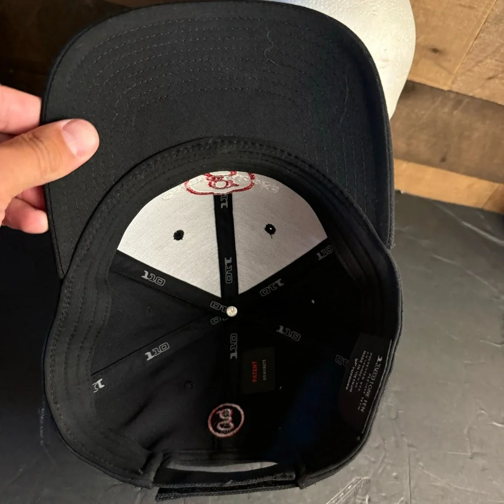 Garth Brooks World Tour Hat Red Logo Cap Black Trucker Dad hat One Ten Flexfit‎